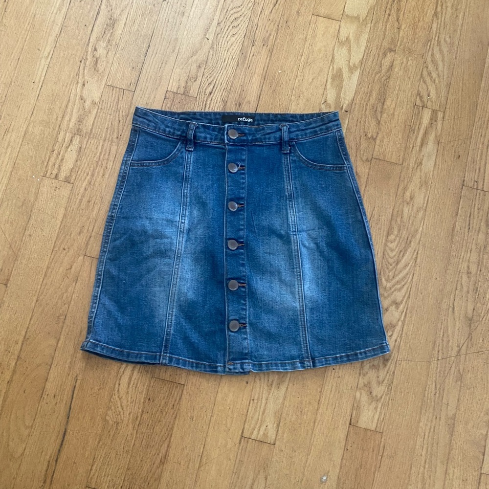 Refuge buttoned denim skirt size 8